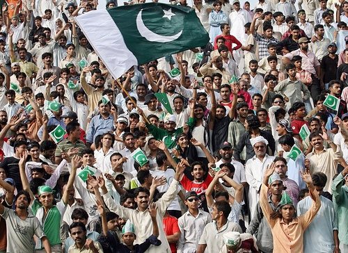 Beaut4Pakistan's tweet photo. Pakistan Independence Day celebrations 🇵🇰 https://t.co/5KopY2HCiP
