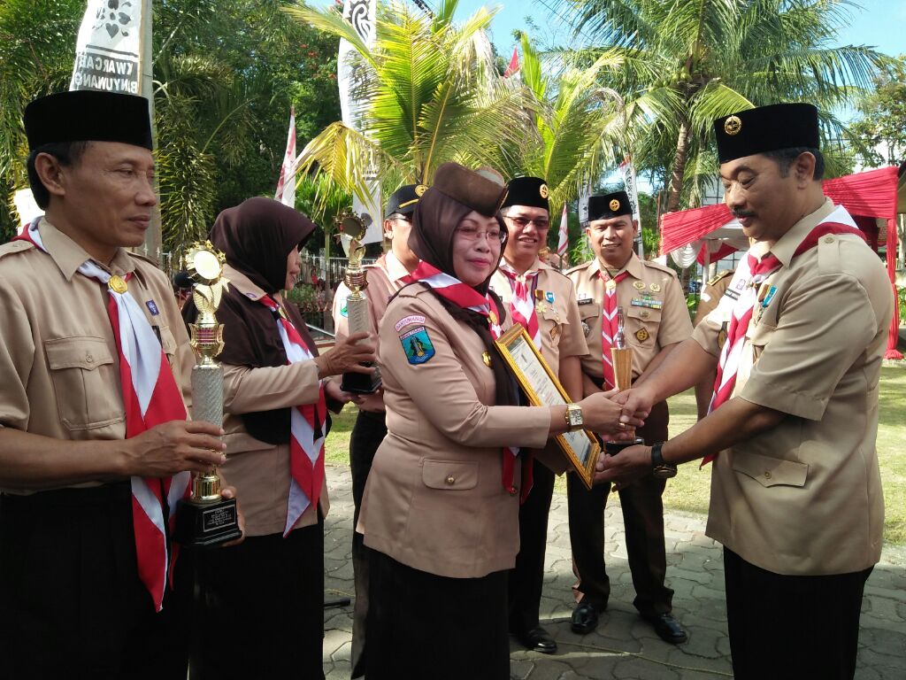 galuh_indri's tweet photo. #hariPramuka57
#KwarcabBanyuwangi
#PramukaBanyuwangi
#Lensakarana
#hariPramuka57
#KwarcabBanyuwangi
#PramukaBanyuwangi
#Lensakarana

@aazwarnas 
@kwarnas 
@kwardajatim 
@sulihtiyono3 
@PramukaPos 
@adhyaksa_info 
@AdhyDault https://t.co/ZUPwI8Ghrx