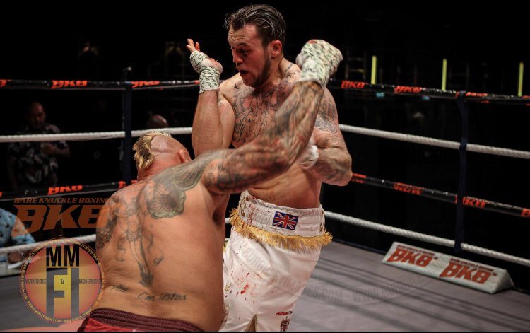 bkb_official1's tweet photo. Fight #no6
@shannonritchmma VS @JackDraper19 #BKB11 BARE KNUCKLE BOXING #O2 #LONDON
https://t.co/s6KtYiipDh
WANT TO SEE LIVE #UK BARE KNUCKLE BOXING ??π
Next Show..
#BKB13 https://t.co/XbtpzxapBx π₯
September 8th O2 Arena London
Tickets πβ¬
https://t.co/Kys6VwsEbr https://t.co/KdXjE8DdRC