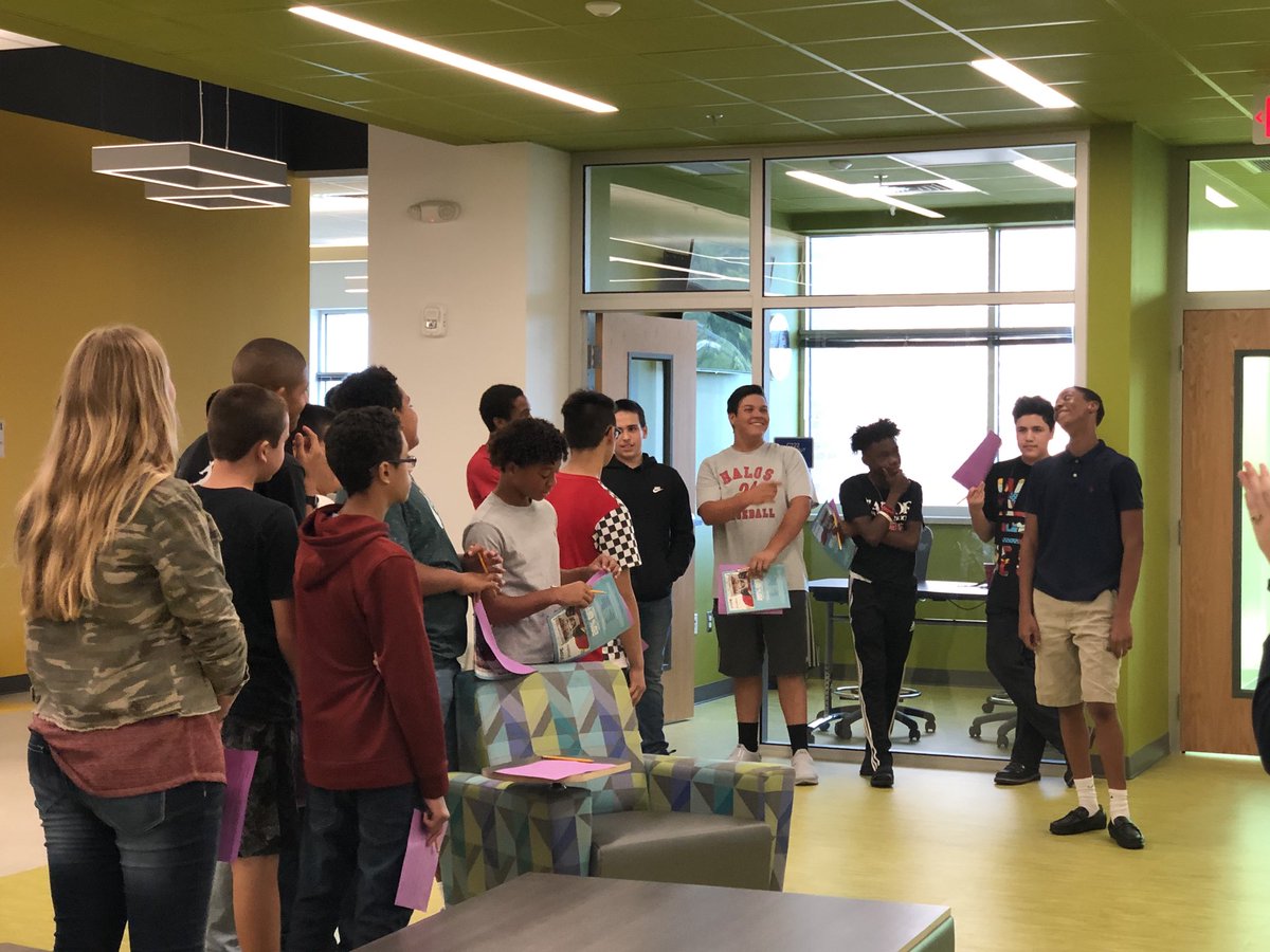 ManorNewTech's tweet photo. Agency, knowledge & thinking, collaboration, written and oral communication and careers were the names of the game at #MNTHS new student orientation! #OurHouse #TitupUp #PBL https://t.co/D4Odlei6cR