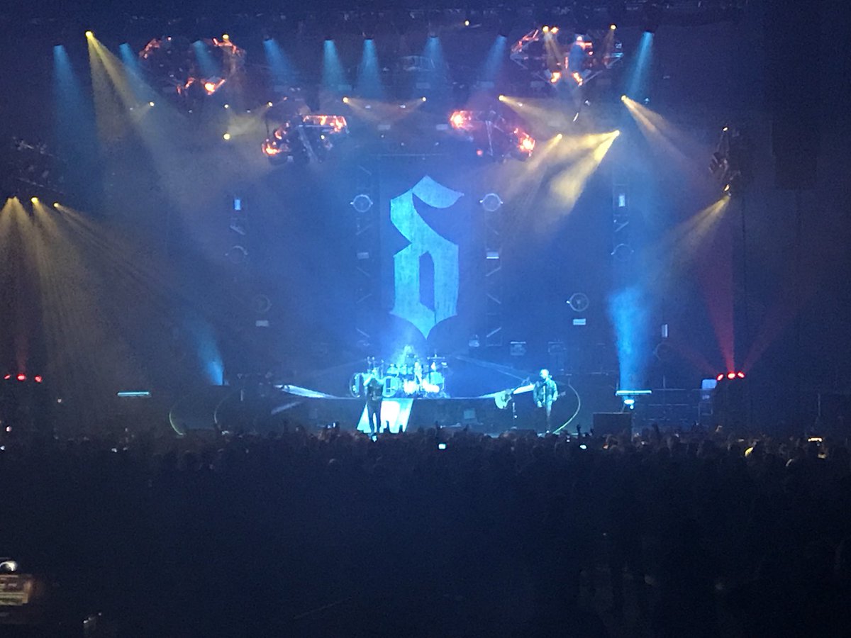 HobsonJoey's tweet image. Not only did she love her first Shinedown show but she stood through the whole set and sang every word. To top it off Zach threw her his pick during Simple Man. The pics say it all. Lol. She may never go to sleep. #rockerkid