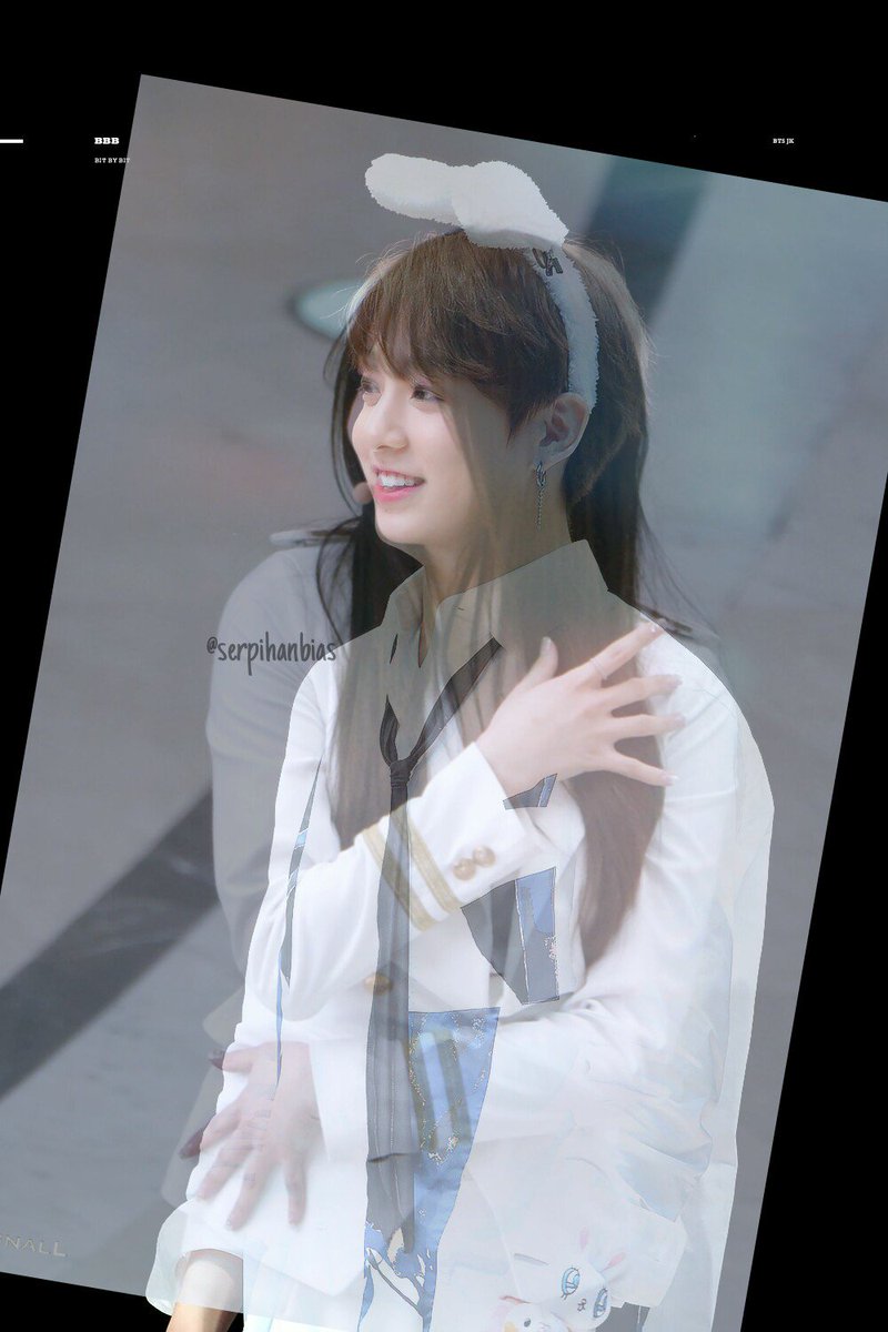 halla_leesuji's tweet photo. They're really look a like 😍😍
#bts #jungkook #theark #디아크 #halla #suji #unit #bangtanark #junghalla #serpihanbiasedit https://t.co/iz9gejDNtq