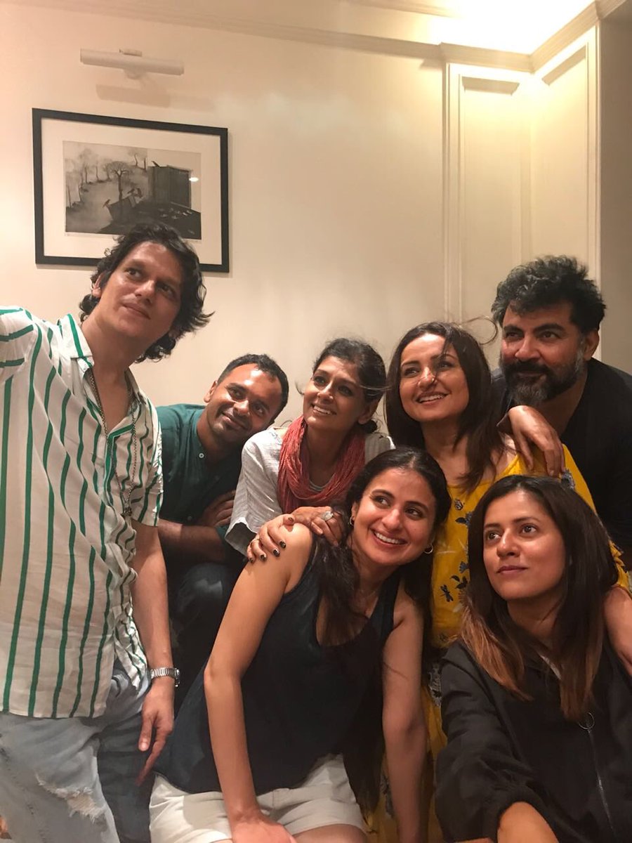 A candid cosy gettogetger at @nanditadas s lovely house... awesome food, good company.. beautiful breeze and our song playing in the background..#bol ke lab Azad hain.. @mantofilm ! @RasikaDugal @SnehaKhanwalkar , @DanHusain .#kartik.missed meeting u  @Nawazuddin_S