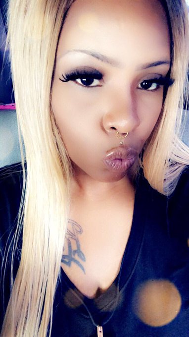 Your wife can&rsquo;t compete where she don&rsquo;t compare I mean just look at her then look at me 😘😻 https://t<a href="/tag/findom"class="tags"><span>#findom</span></a><a href="/tag/findomme"class="tags"><span>#findomme</span></a><a href="/tag/paypig"class="tags"><span>#paypig</span></a><a href="/tag/moneyslave"class="tags"><span>#moneyslave</span></a><a href="/tag/feetworship"class="tags"><span>#feetworship</span></a>