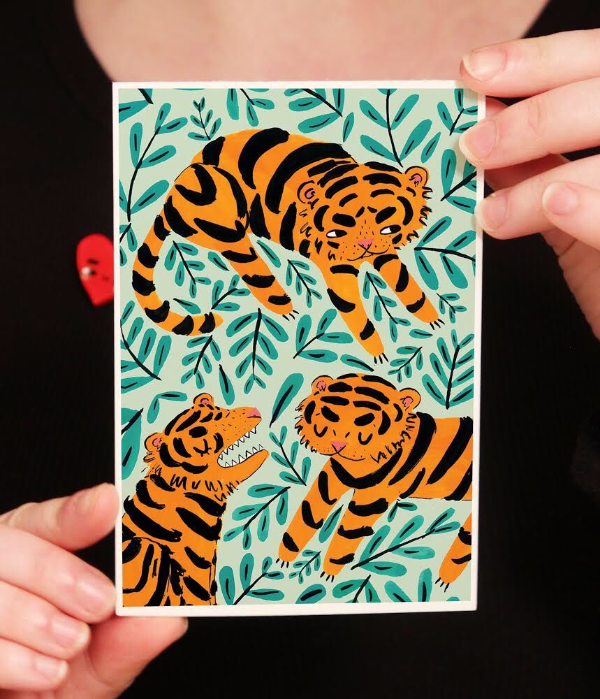 RDGIndieMarket's tweet image. Up next is the glorious Laura Girling Illustrates! Laura is an illustrator whose work features bold colours and playful characters like these.