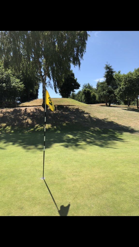 HartfordGolfC's tweet photo. #MidweekMedal day @HartfordGolfC - a full day of golf with the first group starting at 7am &amp; the last group off at 4pm. The course is in excellent condition thanks to @hartford_greens so we can expect some good scores! #HGC ⛳️ https://t.co/uyOQEiows1