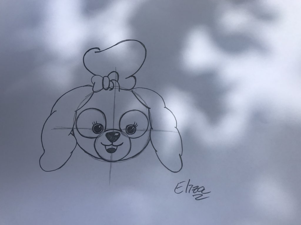 You can learn to draw #Duffy ‘s new friend, #Cookie, at the #AnimationAcademy of #HKDL! #Disney 

Drawing by Eliza, who taught us how to draw Cookie.