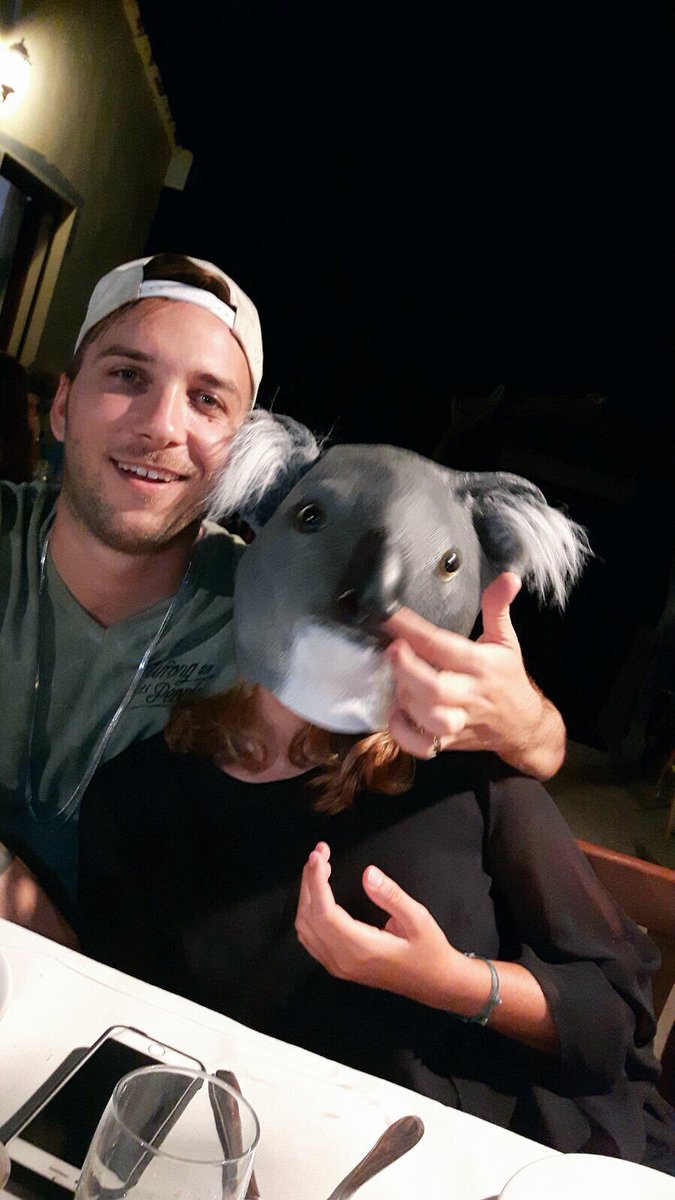 MattiaBriga's tweet photo. La vita mi ha regalato tante cose stupende e tu, tra tutte, hai sempre avuto una luce speciale.
Tanti auguri amore @rebverzili 
➕1️⃣9️⃣ 🎂 https://t.co/CGnEW4aXfi