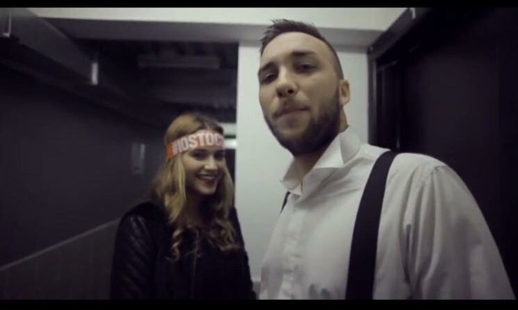 MattiaBriga's tweet photo. La vita mi ha regalato tante cose stupende e tu, tra tutte, hai sempre avuto una luce speciale.
Tanti auguri amore @rebverzili 
➕1️⃣9️⃣ 🎂 https://t.co/CGnEW4aXfi