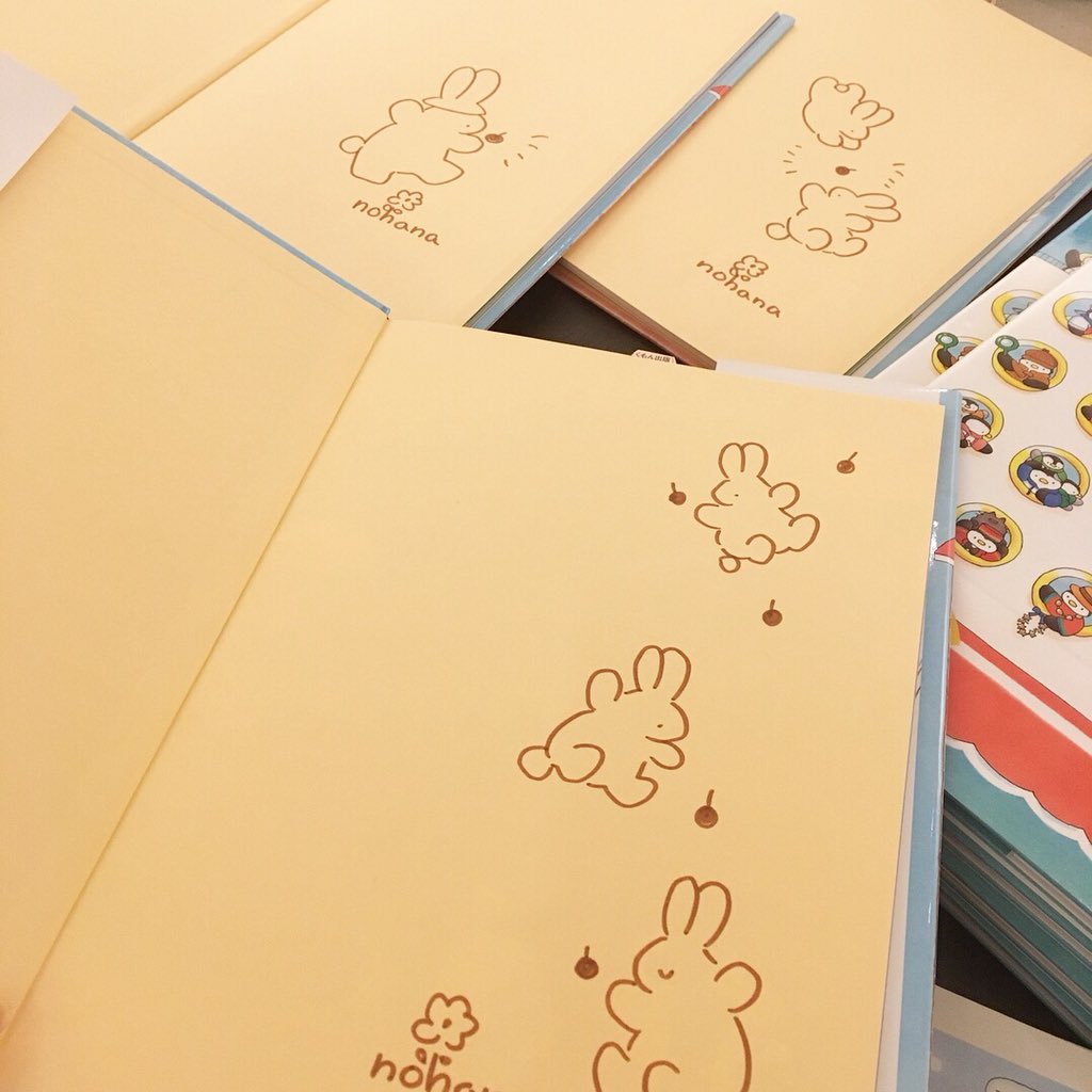 サイン本もお作りしました!『109ひきのどうぶつマラソン』『たくさんのたくさんのたくさんのひつじ』は在庫少なめです。お早めにどうぞ! 