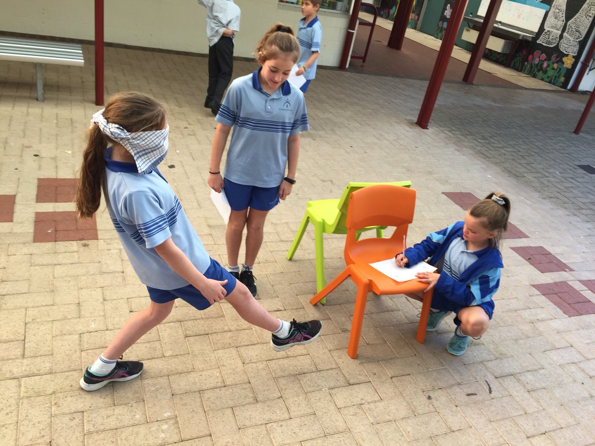 jane_short2's tweet photo. Coder Dojo- learning all about algorithms through barefoot coding. Year 3 &amp; 4s writing algorithms to create a code for their blindfolded partner. @NewmanCollegeWA #ShinethroughDiscovery https://t.co/Q8kdRZ8lcx