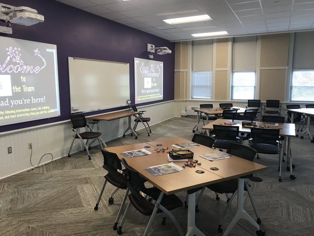 smbosch's tweet photo. Getting set up to welcome this yearโs new educators to EASD! #EASDChat #1herd https://t.co/azhu71futu