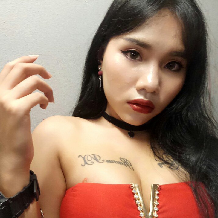 farretro's tweet photo. มาสนุกกับฉันสิ > ว่างจังงงคุยกันหน่อย on #BIGOLIVE https://t.co/u2Cl0Q6hZP https://t.co/BJbwWsMTJp