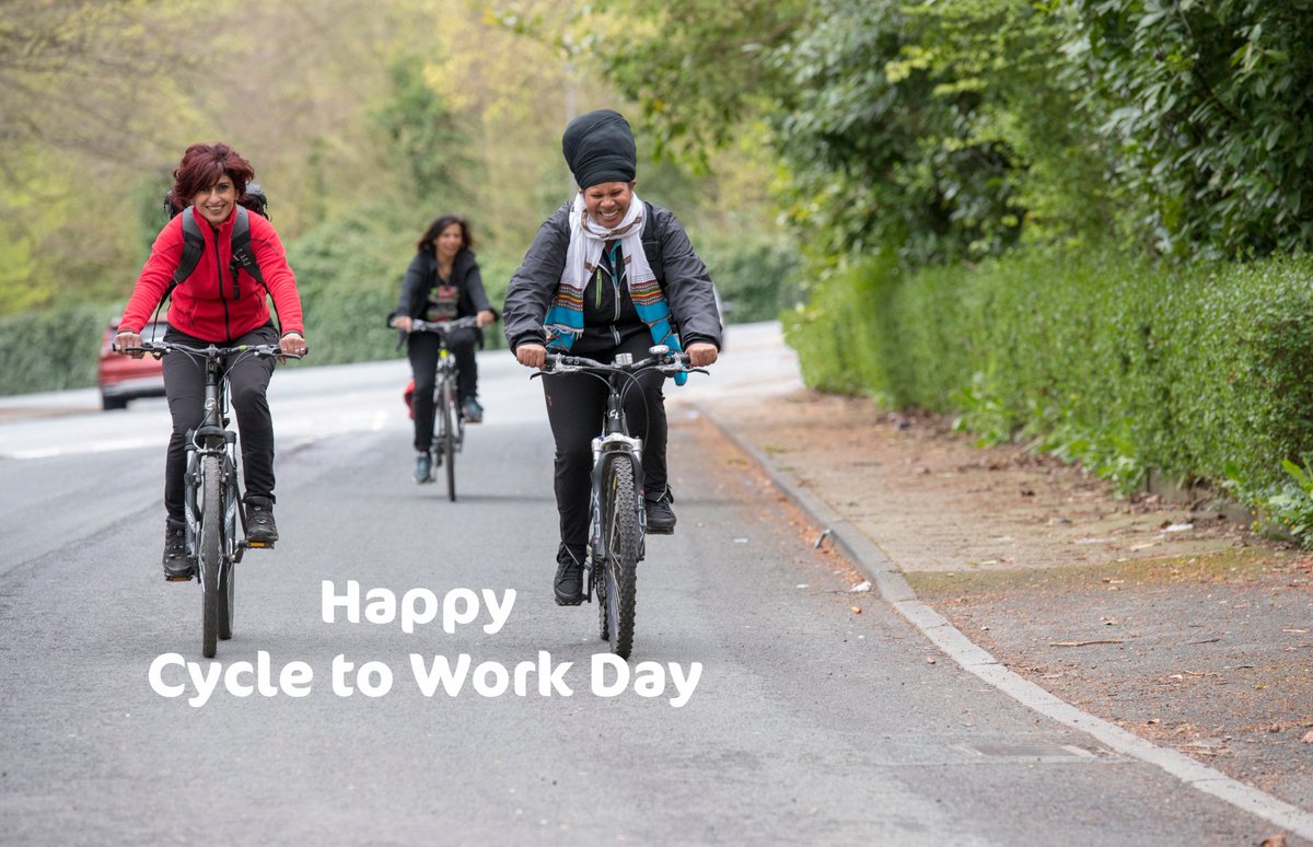 WeAreCyclingUK's tweet photo. Happy #CycletoWorkDay! Today's the day to celebrate all the benefits of a cycling commute 🏢🚴‍♀️🚴‍♂️🏡 Tell us about your journey! https://t.co/wOp9Ps2W24