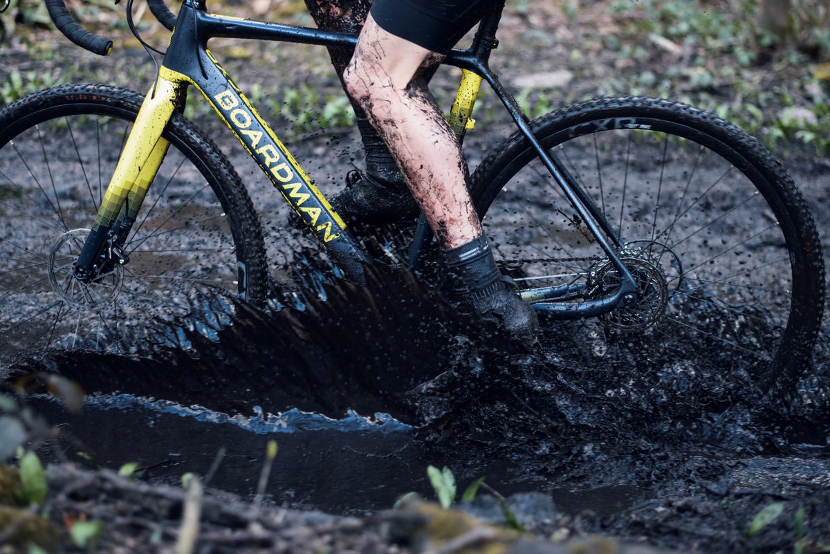 A closer look at the <a href="/boardmanbikes/">Boardman Bikes</a> CXR is now up on the site. cyclocrosshandbook.com/portfolio/boar…