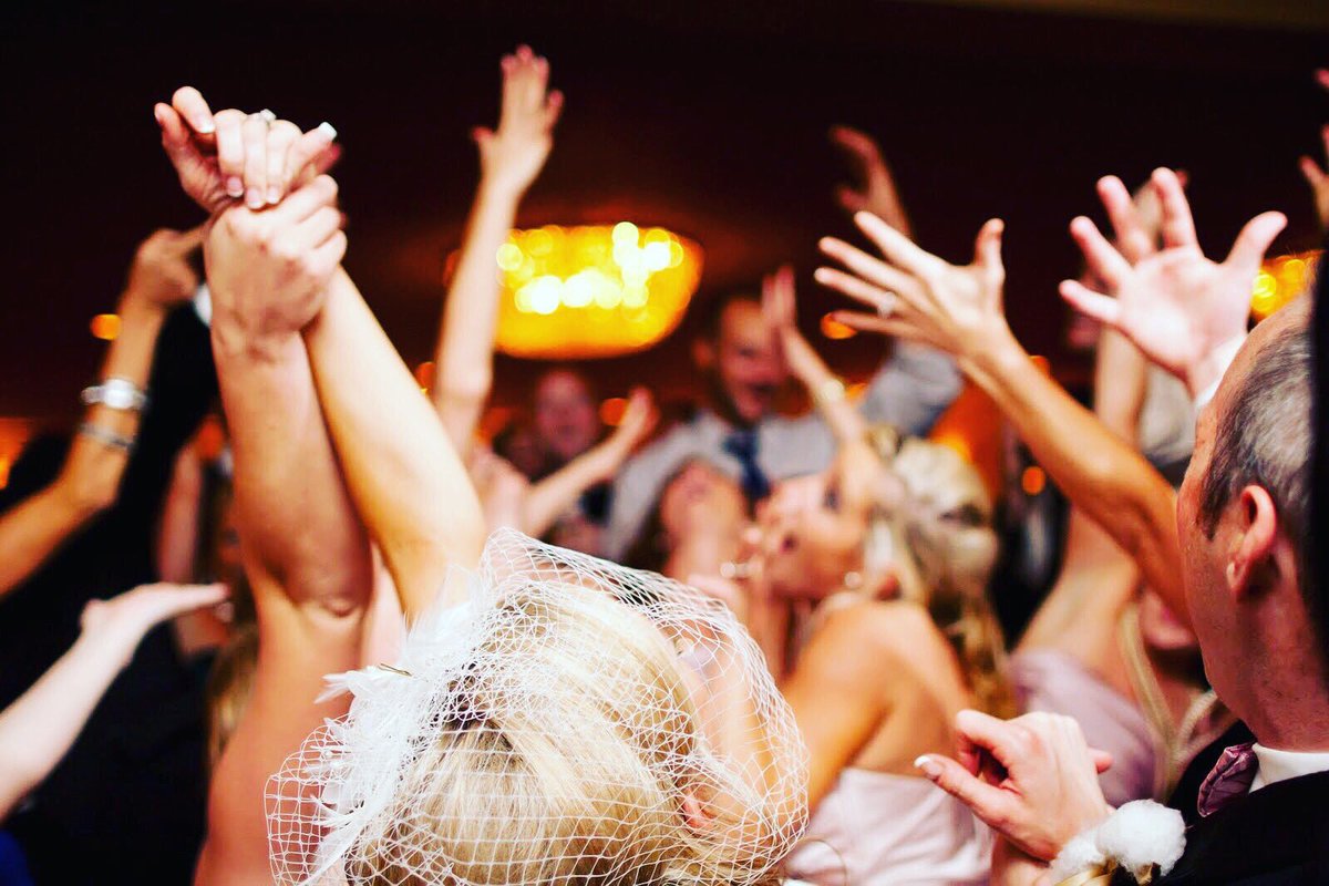 TheDJ_Link's tweet photo. #WeddingWednesday
Need An Affordable #DJ For Your #WeddingDay?
#TheDJLink Will Work With Your Location, Genre &amp; Budget To Find You The Perfect DJ.
Visit https://t.co/XNExSP5Ppv To Book A DJ Or Email us Your Event Details &amp; DJ Requirements To info@thedjlink.co.uk For A Quick Quote https://t.co/TGzHwM7wPR