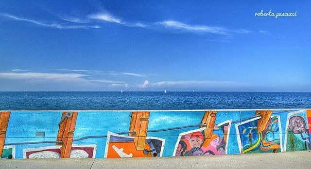 destinazionefan's tweet photo. Vi auguriamo un Ferragosto pieno di sole 🌞🌞🌞🌞
.
.
📷 @roberta.pascucci
.
.
#fano #destinazionefano #ferragosto #marchetourism #visitfano #prolocofano #yallersmarche #shotz_of_marche #marinadeicesari #viaggionellemarche #yallersmarche #uaumarche #… https://t.co/DbaksxT5Lr https://t.co/FGt6SmokYr