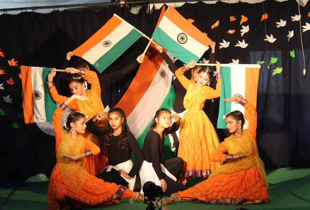 pyds's tweet image. Our greetings on the 72nd Independence Day
Dr. Ranjit Kumar Sinha, I.A.S., Secretary, Government of Uttarakhand graced us with his presence and hoisted the National Flag.
March Past &amp;amp; cultural program by #PYDSians added colors to the celebrations.🇮🇳#Proudindians #ProudPYDSians