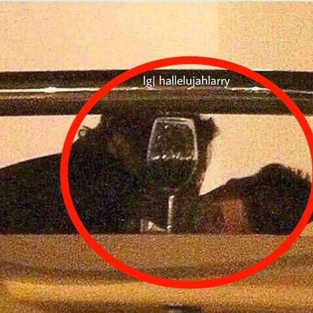 goodnightngo___'s tweet image. ORA VI BLESSO. BUON FERRAGOSTO. #DirectionersNeverDie #WeStillSupportOneDirection