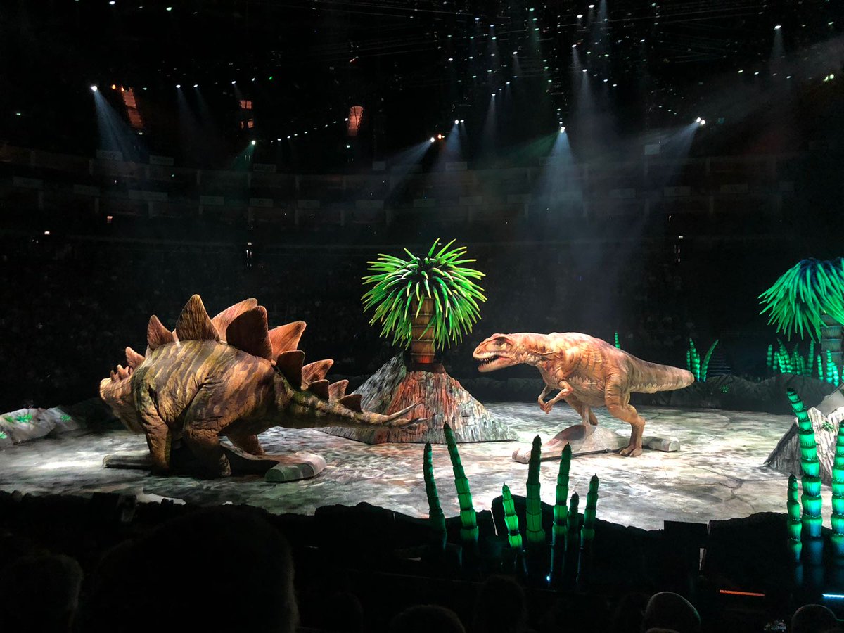 walking with dinosaurs o2