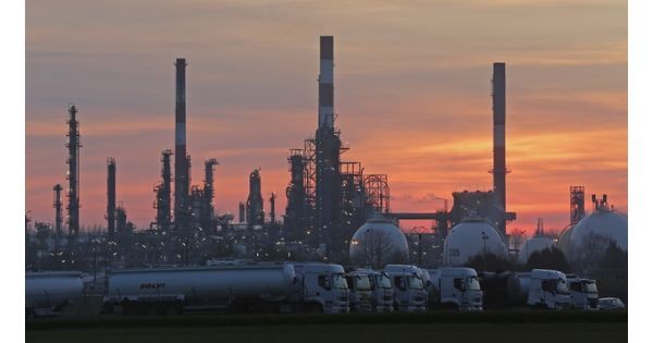 ActivEngineerin's tweet photo. Comment se porte la production industrielle en France ?
Décryptage :   
https://t.co/UdilBf5VhK https://t.co/zwwL7VZ57V