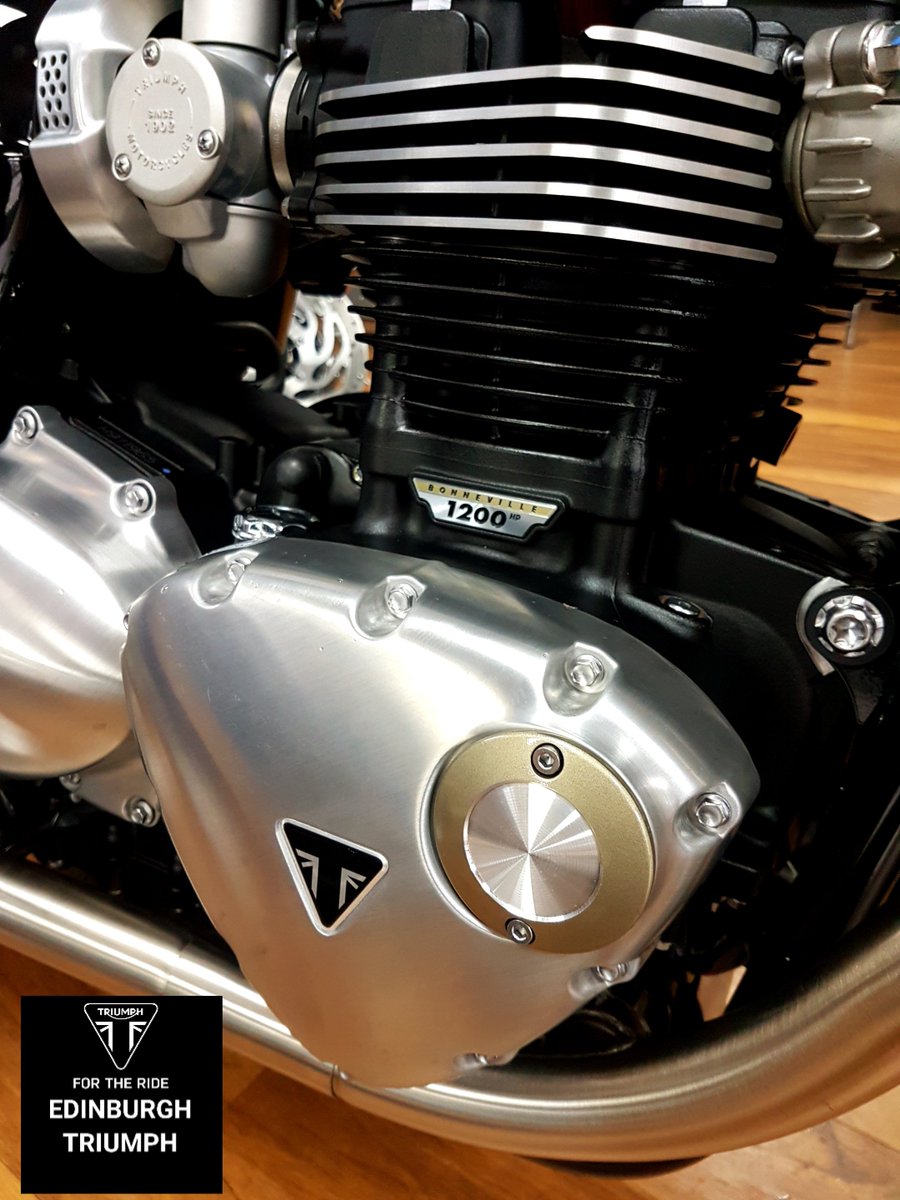 edintriumph's tweet photo. Just delivered into stock today.....this stunning Thruxton R in Competition Green can be yours for just £110 per month !!!!! 😎SJ
#Triumph #TriumphThruxtonR #Thruxton #ThruxtonR #TriumphClassics #ClassicMotorbikes https://t.co/wL06XB46A8