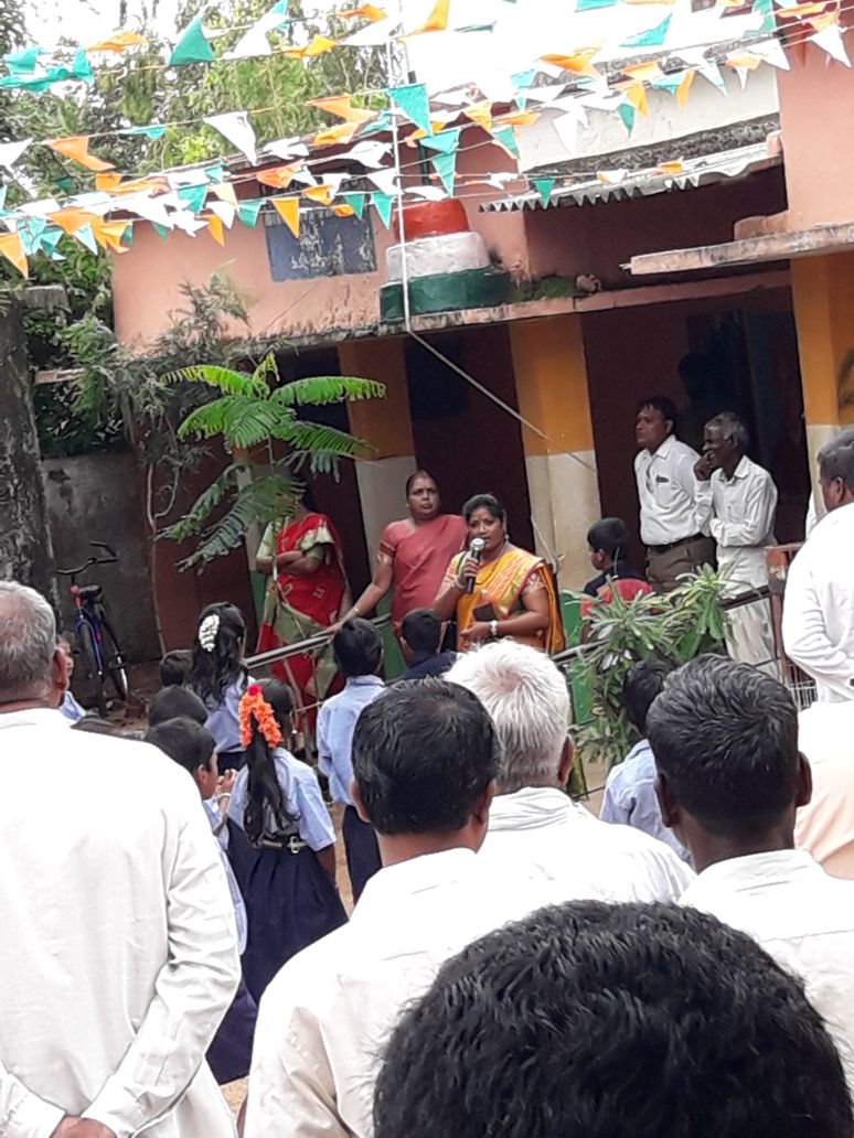 SFathepur's tweet photo. Hoisted flag On the eve of 72nd independence day celebrations at gram panchayath fathepur
https://t.co/QtjmpImY22
