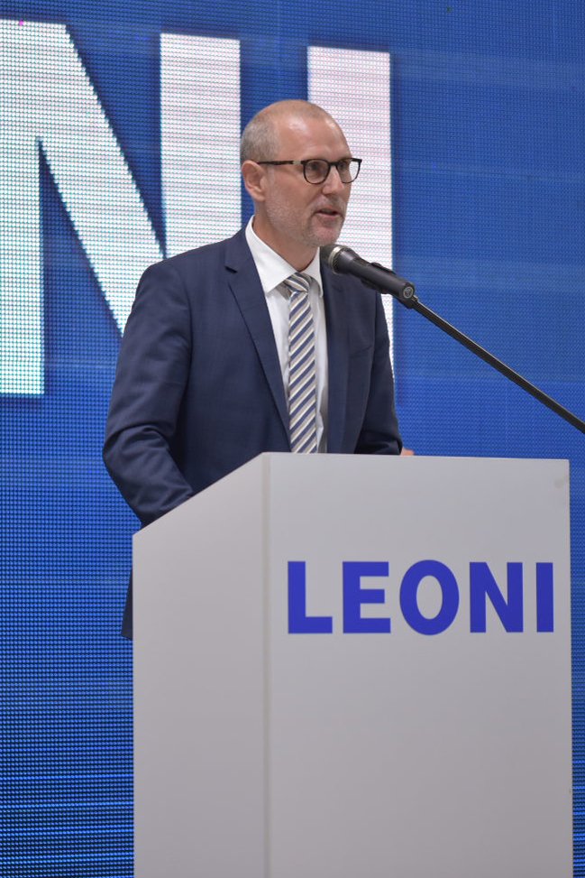 CableTechnology's tweet photo. #Leoni raises sales forecast following good performance in 1st half https://t.co/rtTA6VwMm4 #wiringsystems, #cable #harnesses #specialcables #energy #data #management #automotive https://t.co/mzYmknDf9e
