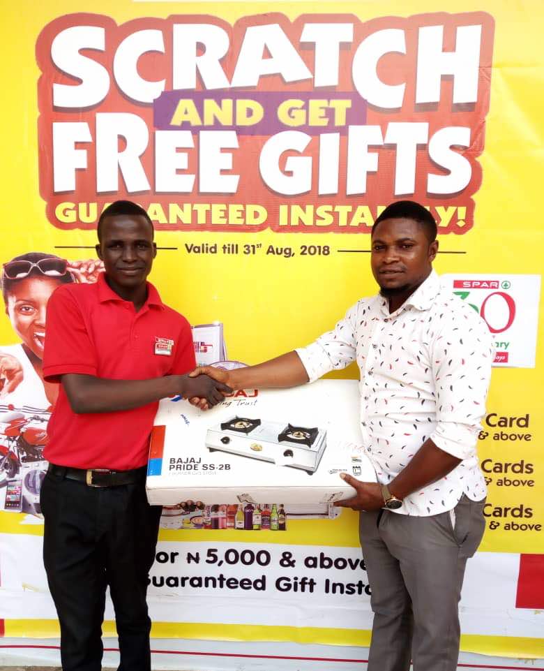 SPARNigeria's tweet photo. A lucky customer just got the Bajaj Table Top Cooker with our #SPARScratchCard today in our Wuse 2, Abuja store. Congratulations!!!

You can be a winner too!😁

#CelebratingSPARNigeriaAt30 #SPARNigeriaAt30 #SPARNigeria #Bajaj #TableTopCooker #Giveaway https://t.co/RkNM10m2Tu