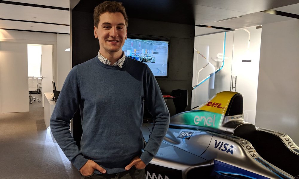 e-racing365 tweet media
