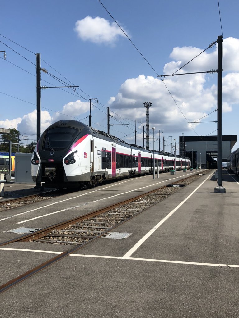 LaurentKD77's tweet image. On sort la rame du dépôt de @mulhouse pour faire le #TER11844 direction Paris-Est @TERGrandEst #Regiolis #Coradia