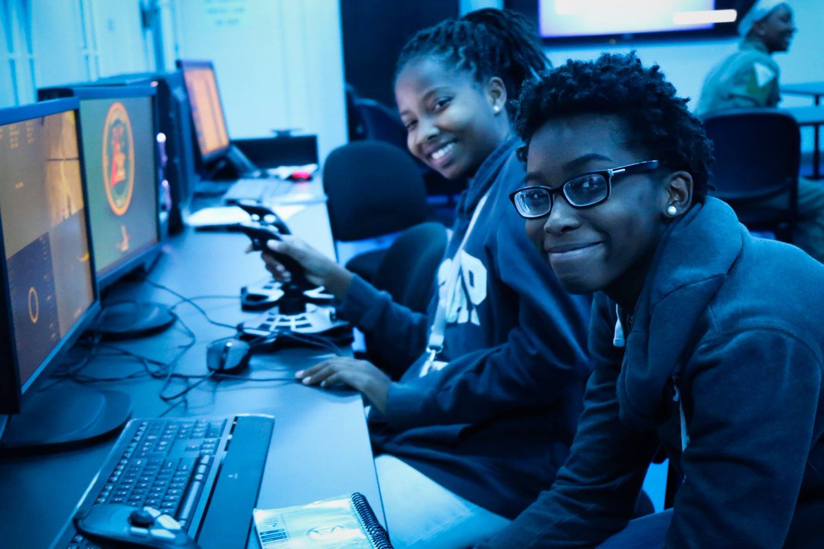 Marine Simulation <a href="/marinesim/">Marine Simulation</a> is an active supporter of STEM and is proud to be National Flight Academy's ROV simulation supplier. Here are two of their students using a custom version of ROVsim Gen3!  Learn more:  marinesimulation.com/rovsim-gen3/