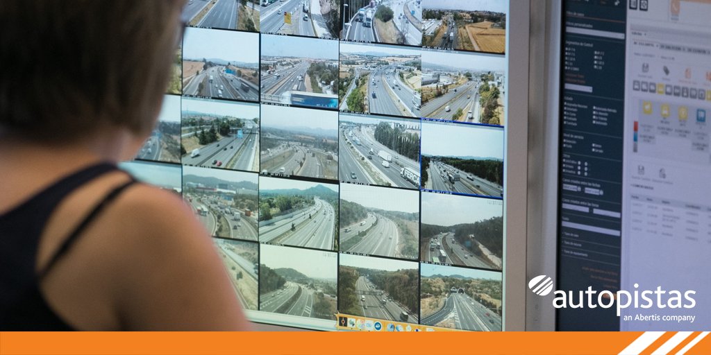 infoautopista's tweet photo. Gracias a la tecnología los #CentroOperacionesAutopistas #COPSV pueden gestionar los servicios de vialidad y  detectar en tiempo real cualquier incidencia del tráfico #SeguridadVial #CeroVíctimas #BlogAutopistas https://t.co/3h9ccb3Irw https://t.co/RpdZBoyFtJ