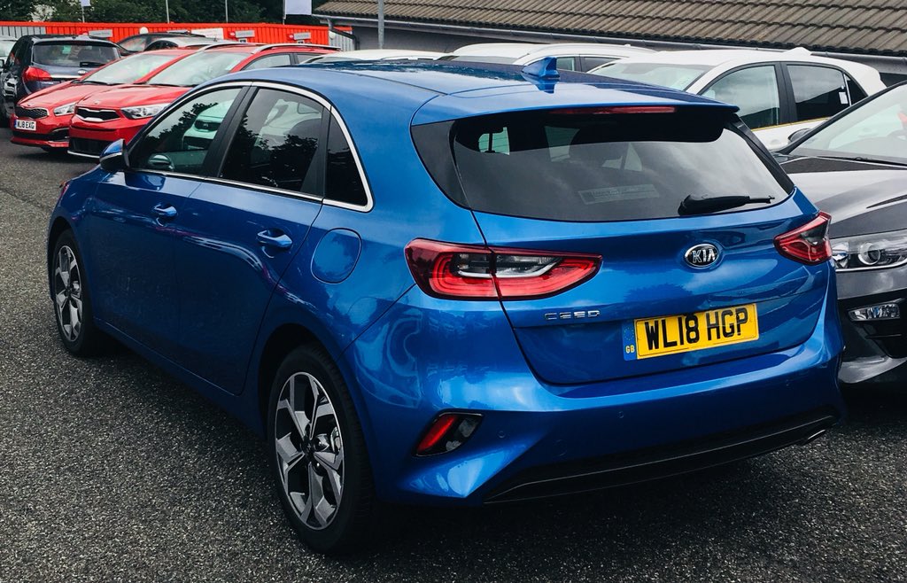 HawkinsKIA's tweet photo. Oooo new Kia Ceed @CornwallAds @HawkinsMG https://t.co/8gmG4UbbtO