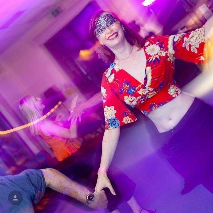 DerbyDancing's tweet photo. A great action shot for day 71 of #200DaysofDance by @DarkSkiesPhoto π Get your entries in before this Friday to be considered for printing in #DerbyDancing. Photos can still be submitted for digital display after this date. @DedaDerby @HLFEastmids https://t.co/8RUO6NLlto https://t.co/6IYeRGOSEI