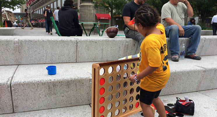 CLEPublicSquare's tweet photo. Connect Four in The Square, maybe even play Four Square in The Square! Visit Summer Splash presented by The Cleveland Foundation from 11am-2pm everyday before August 31st and soak up the rest of your summer with the kids! #SummerSplashCLE https://t.co/YD0XgRb36D