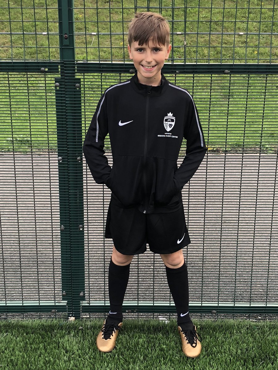 Don’t miss the opportunity to be part of our final trails Days and play in the JPL! Represent Manchester!! Follow the link in our bio to book on! #JPL #Avision4football #Manchester