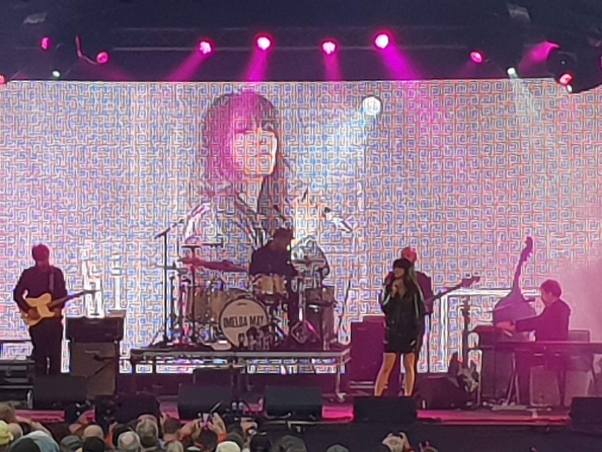 LinlithgowSNP's tweet photo. #Linlithgow hosted yet another hugely successful @PartyAtPalace #PATP5 this year.
Brilliant bands, local foods from great producers and an outstanding atmosphere - even if it was a bit #dreich on Sunday! Preceded by @ImeldaOfficial, closed by the incredible @texastheband https://t.co/d34ntUFZYM