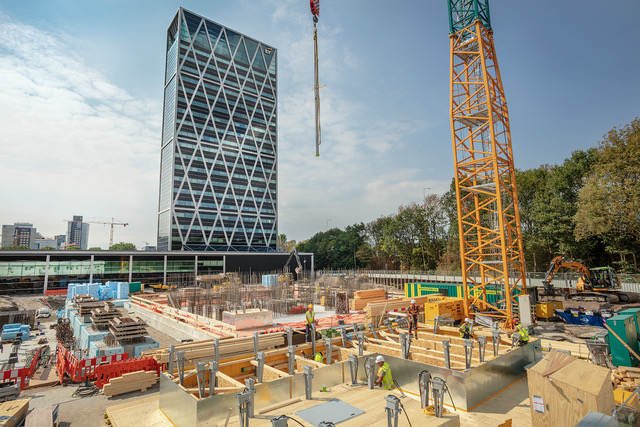 See how the construction of EMA's new building in Amsterdam is progressing: english.relocatema.nl/new-and-tempor… @relocatemaEN