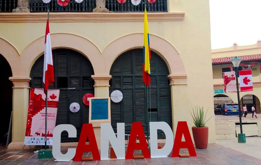 Quelle fierté!

Le Canada, pays invité d'honneur de la semaine internationale de Cartagène.
Plus d'information:
semanainternacional.edu.co/inicio 
#SemanaInternacional2018