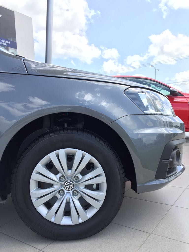 VWCityAltabrisa's tweet photo. ¿Podrías decirnos qué modelo de auto es el de la fotografía? https://t.co/NN0bOp53sE