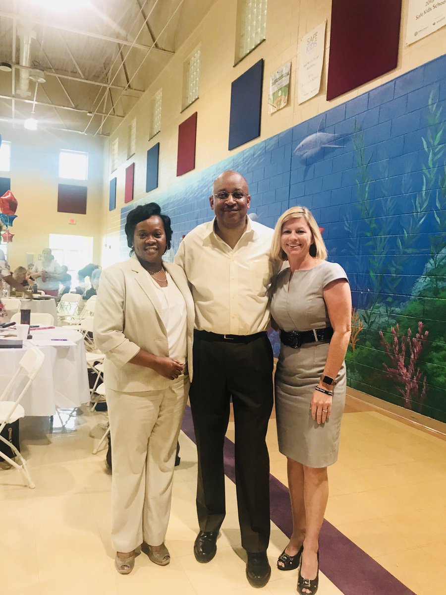 Thank you <a href="/ENSARocks/">ENSA</a> for allowing <a href="/Cherrydale_Elem/">CherrydaleElementary</a> to hear Principal Kafele! #makingadifference #loveSCschools #teachSC
<a href="/PrincipalKafele/">Principal Kafele</a> <a href="/DawnHooker80/">Dawn Hooker</a> <a href="/DebraJohnson007/">Debra Johnson</a> <a href="/gcschools/">Greenville County Schools</a>