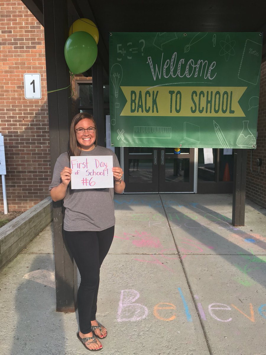 ReadingLeopards's tweet photo. First day of school!! #6 #15 #itsworthit welcome back Leopards!! @LibertyLeopard https://t.co/nyF7Fh8UlB