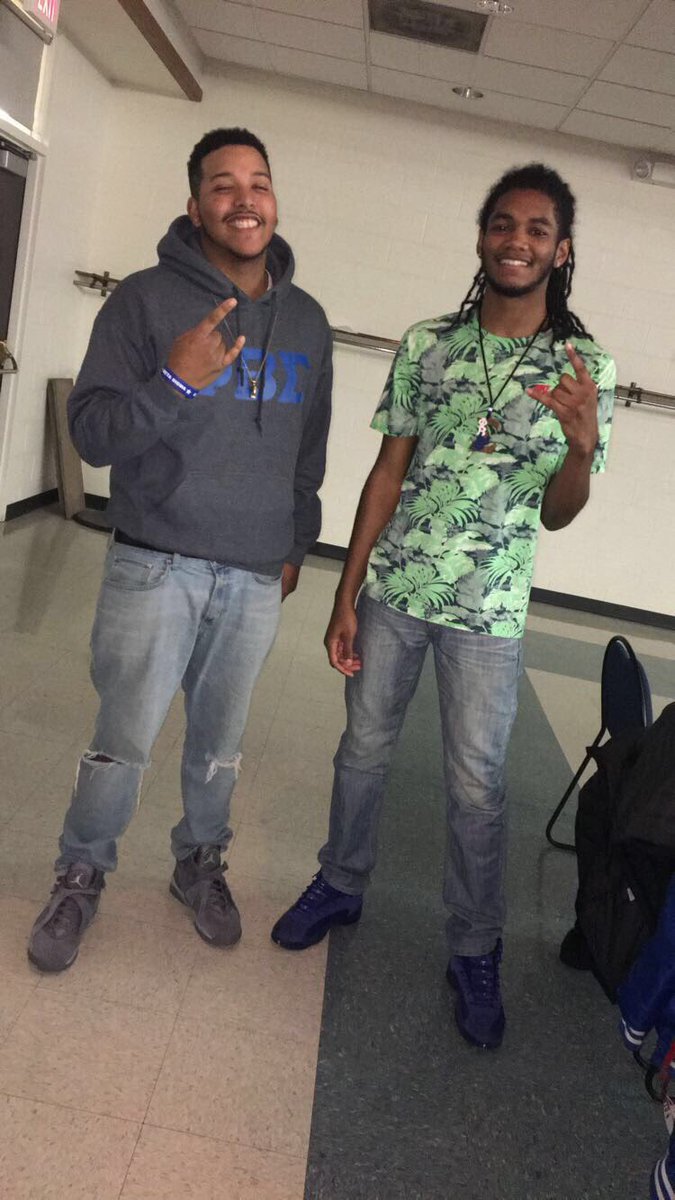 Jus_Call_Me_Ty's tweet photo. I wanna give a special bday shoutout to my mfn Sh1P @GCorbo_ y’all show my boy some love today 🤘🏽 https://t.co/cvQpFpGWQI