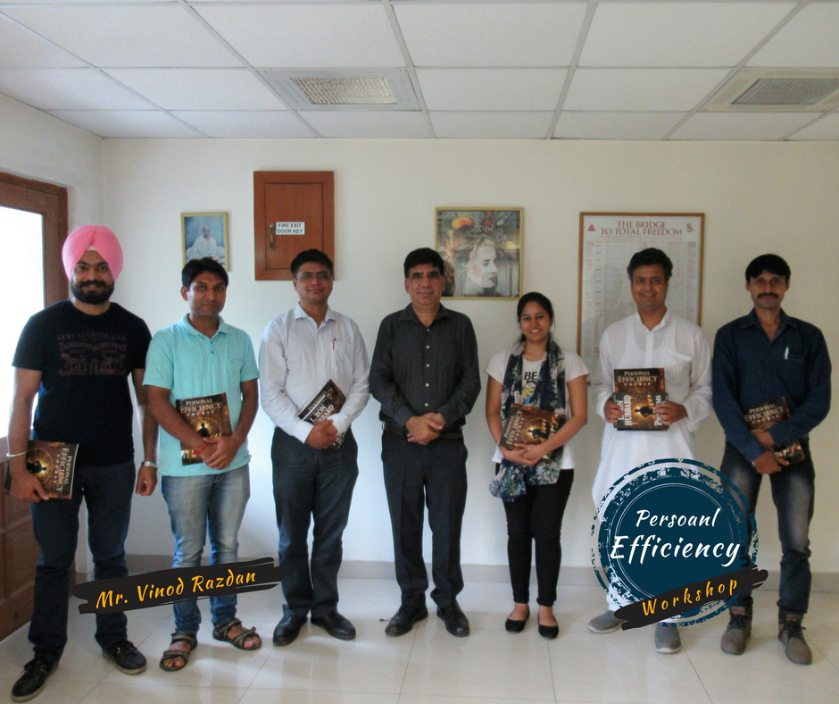 scientologydel's tweet photo. Here is the photo of participants from 'Personal Efficiency' workshop with our trainer Mr. Vinod Razdan. To join us in next workshop visit at https://t.co/7RK42sSBwv or call us at 9953150911
👍👍👍✨✨
************
#Personalefficiency
#goals
#scientology
#scientologydelhi
#delhi https://t.co/LDHcQ84rT6