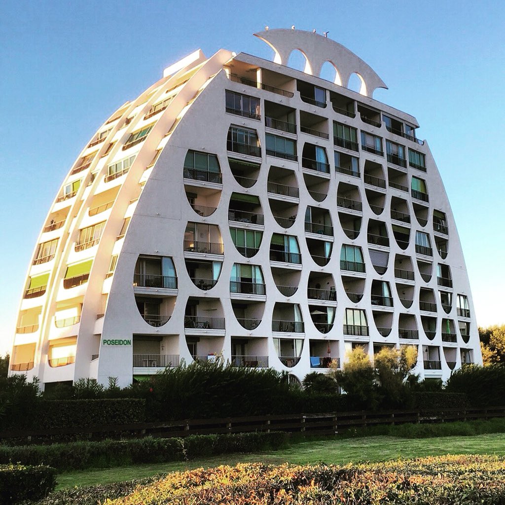 ferrerbartomeu's tweet image. La France du Général De Gaulle 
#Urbanisme #DATAR #Plan #Balladur #Vacances #Plages #Béton #Architecture #Hérault #PlanRacine @lagrandemotte @S_Rossignol 🏝🏢⛱⛵️☀️