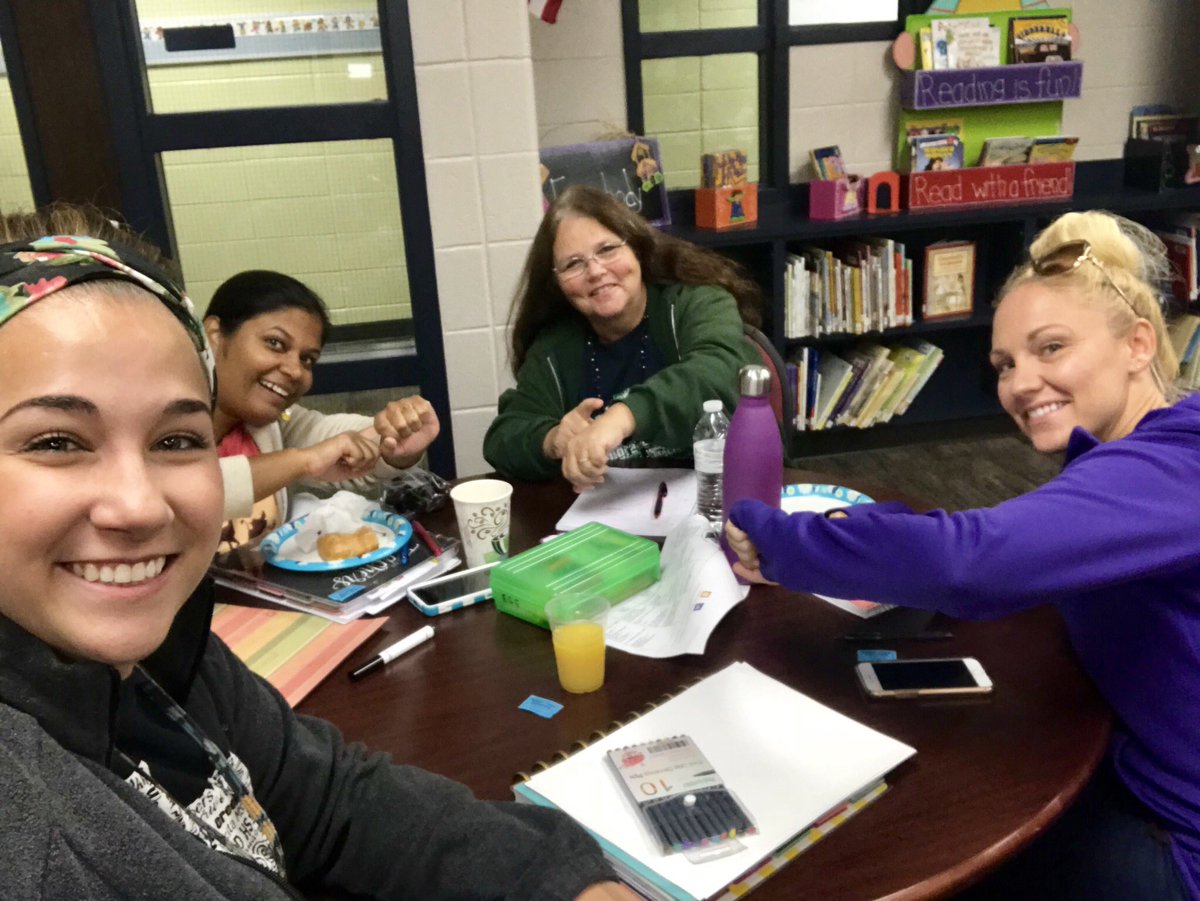 4th grade team ON TIME and READY for our professional development 📚 #EGE_Eagles <a href="/HumbleISD_EGE/">Elm Grove Elementary</a>