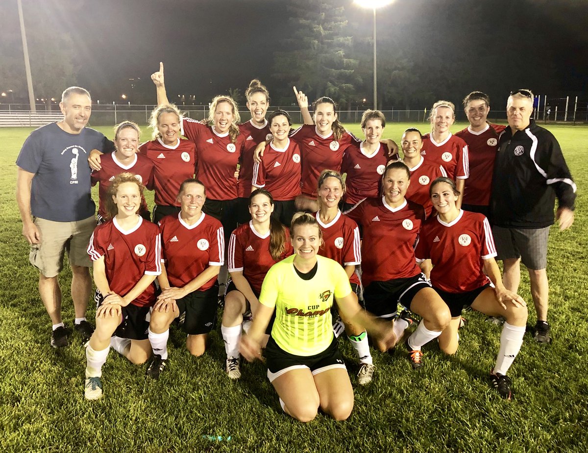 LAWSL1975's tweet photo. Congrats to the 1st division @GCCLdn GC Fusion women’s team on their cup win vs. Byron Fury 2-1 https://t.co/bWcmRCp444 #champions #cupchamps #LAWSL #soccer #womenssoccer #ladyssoccer https://t.co/Jyn1qz6nji