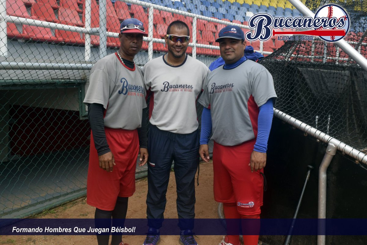BucanerosV's tweet photo. Práctica diaria en casa, compromiso y disciplina! #Venezuela #Baseball #mlbnew #MLB #HappyWeek #GoodMorning #Work #lomejorestaporvenir #prospectos #Happyday #Maracay #PLAYERS #HIGHPROFILE #2018 #FormandoHombresQueJueganBéisbol #MeridianoWeb #wednesday #miércoles #juego #agosto https://t.co/nS3ZT0jtlM