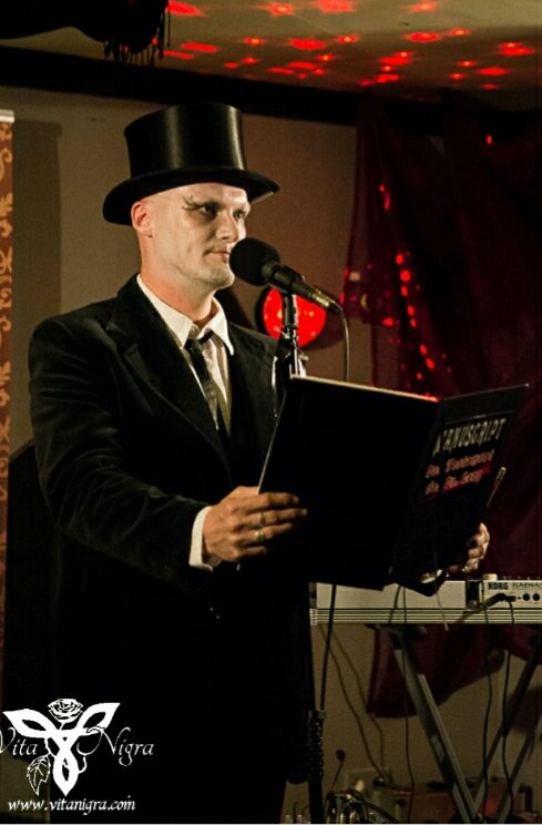 EGOamp zur Wochenmitte 😎😎
Wir wünschen Euch einen tollen Wochenteiler
#egoamp  #music #electronicmusic  #80smusic #Newmusic #EGOampband #Egomanicmaniacs